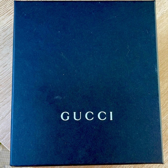 Brand new authentic Gucci belt. Took tag off to try on but never worn! - Picture 2 of 6